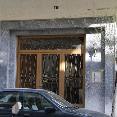 Private Bedrooms In Shared Apartment 135 Sm Athens Center Exterior photo